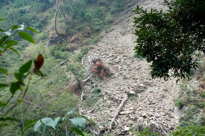 Small landslide from afar
